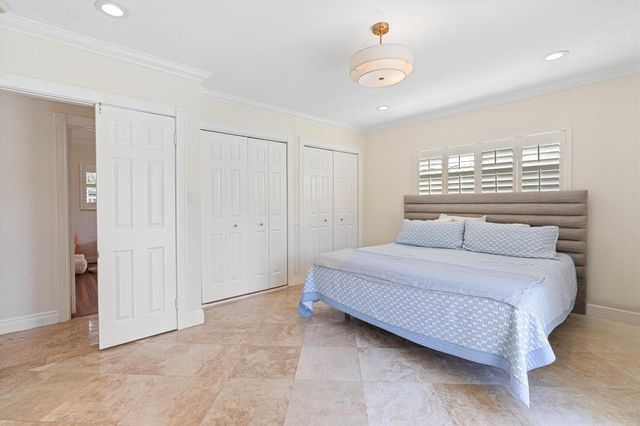 2740 NE 25th Place, Fort Lauderdale, FL 33305
