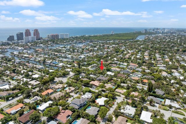 2740 NE 25th Place, Fort Lauderdale, FL 33305
