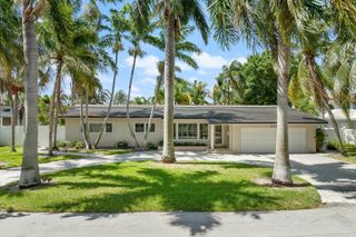 2740 NE 25th Place, Fort Lauderdale, FL 33305