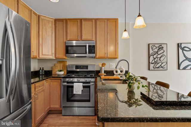 601 S 17TH ST, Philadelphia, PA 19146