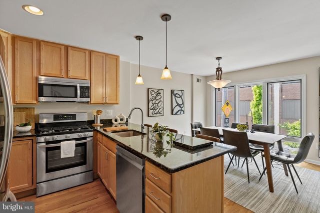 601 S 17TH ST, Philadelphia, PA 19146