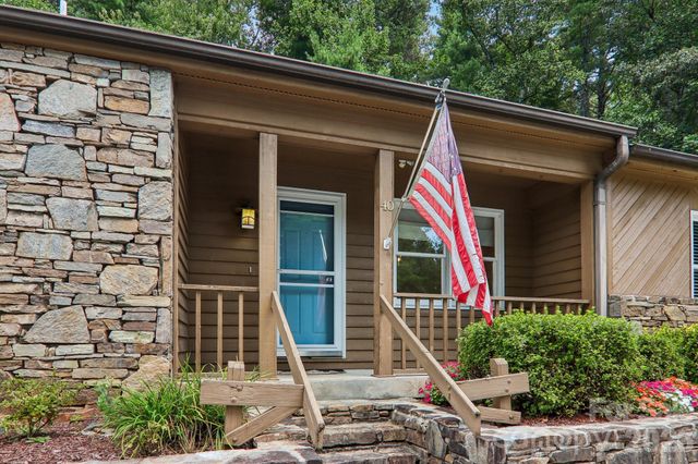 40 Sagebrush Circle, Etowah, NC 28729