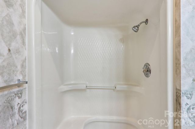 40 Sagebrush Circle, Etowah, NC 28729
