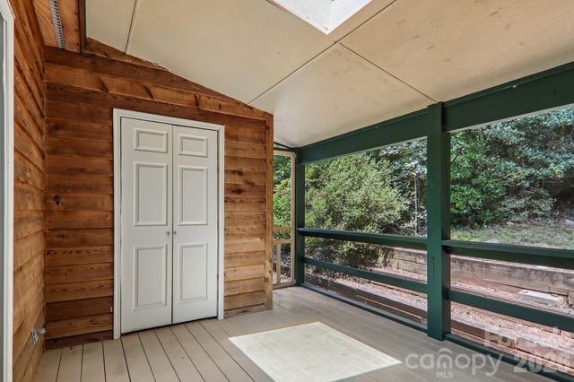 40 Sagebrush Circle, Etowah, NC 28729