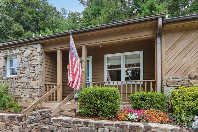 40 Sagebrush Circle, Etowah, NC 28729