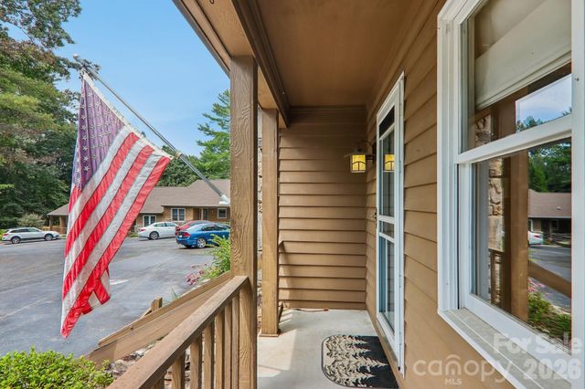 40 Sagebrush Circle, Etowah, NC 28729