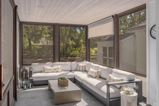 20580 Palmer Ave, Sonoma, CA 95476