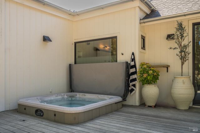 20580 Palmer Ave, Sonoma, CA 95476