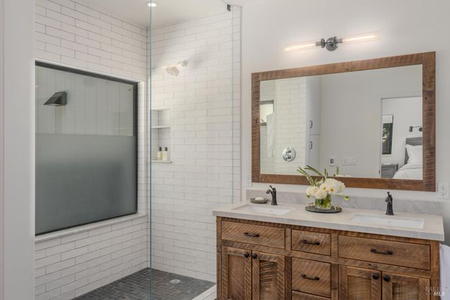 20580 Palmer Ave, Sonoma, CA 95476