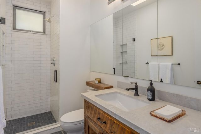 20580 Palmer Ave, Sonoma, CA 95476