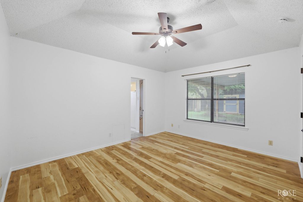 Image 13 of property listing at 3601 Clare Drive, San Angelo, TX 76904