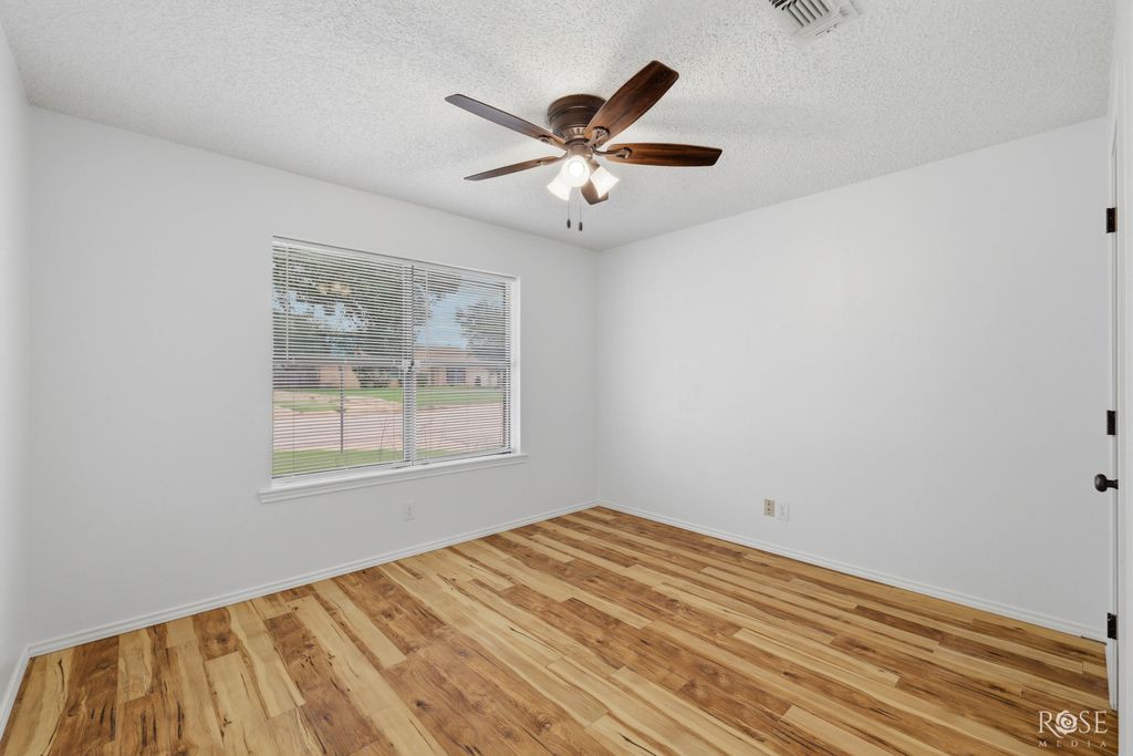 Image 18 of property listing at 3601 Clare Drive, San Angelo, TX 76904