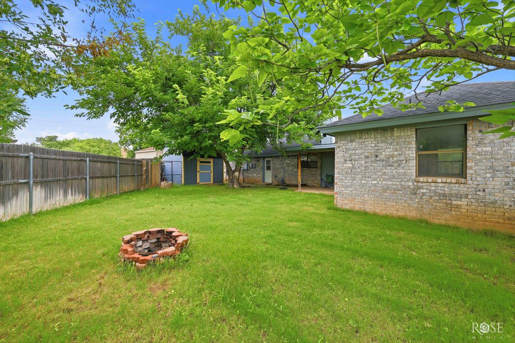 Image 25 of property listing at 3601 Clare Drive, San Angelo, TX 76904