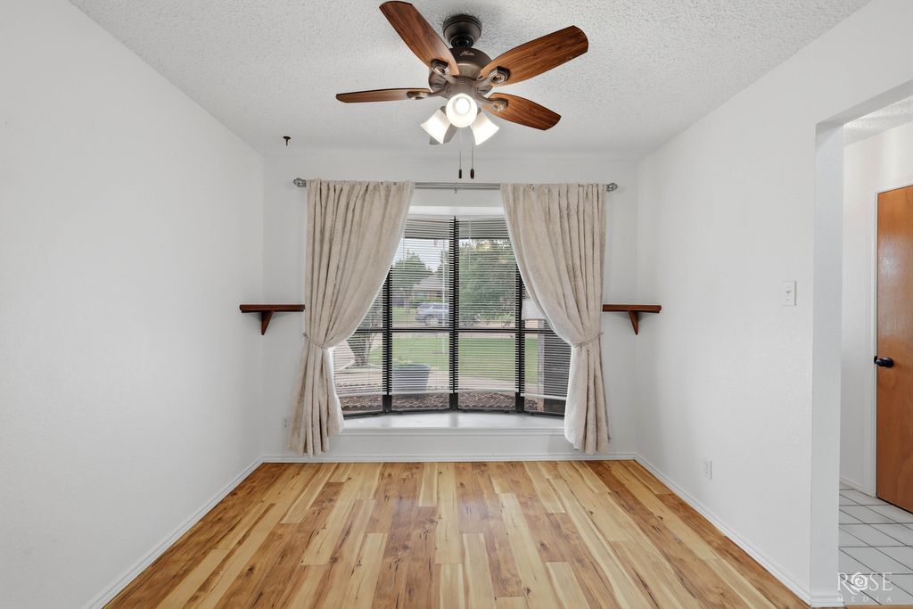 Image 9 of property listing at 3601 Clare Drive, San Angelo, TX 76904