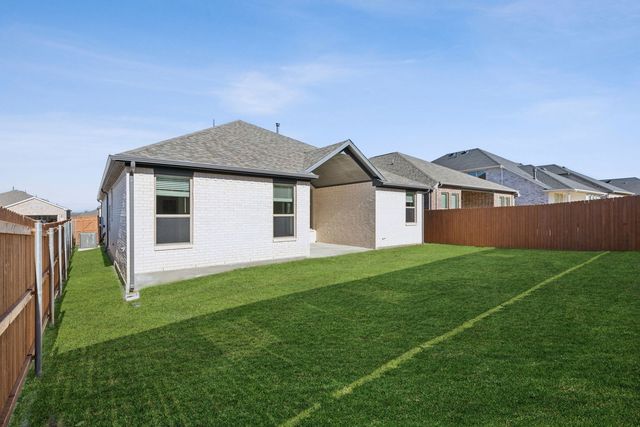 4209 Valley Mills Drive, Heartland, TX 75114