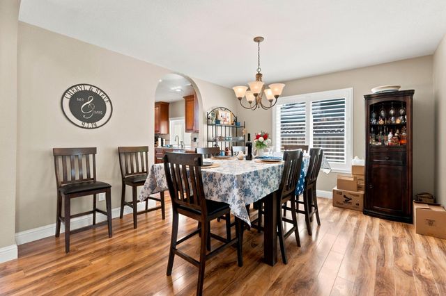 9075 Doncaster Ct, Elk Grove, CA 95624