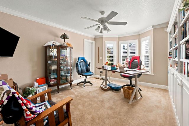 9075 Doncaster Ct, Elk Grove, CA 95624