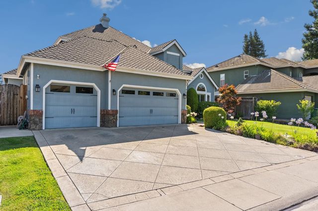 9075 Doncaster Ct, Elk Grove, CA 95624