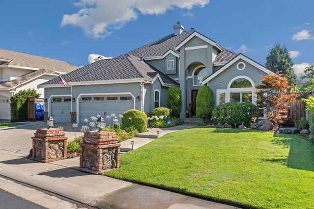 9075 Doncaster Ct, Elk Grove, CA 95624