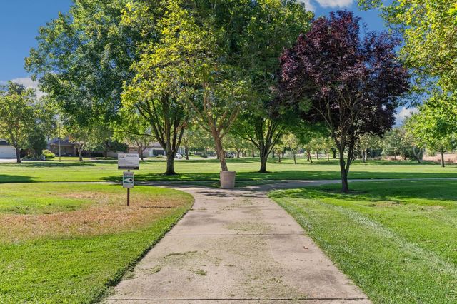9075 Doncaster Ct, Elk Grove, CA 95624