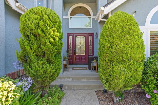9075 Doncaster Ct, Elk Grove, CA 95624