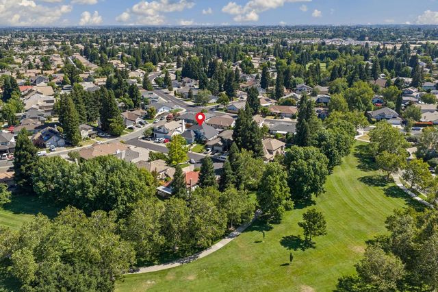 9075 Doncaster Ct, Elk Grove, CA 95624