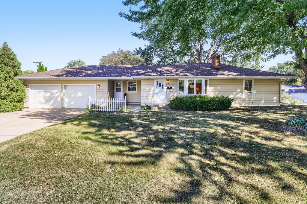 8901 Fremont Avenue S, Bloomington, MN 55420 — exterior