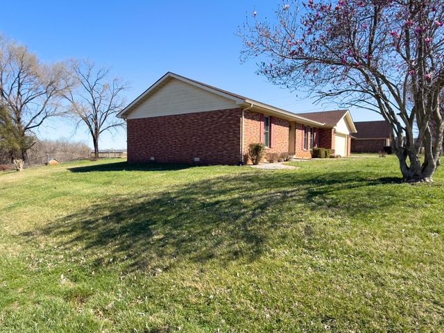 102 Vermont Street, Somerset, KY 42503