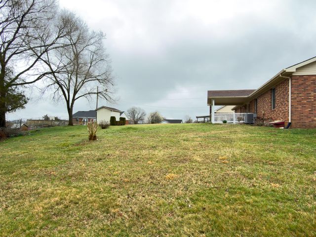102 Vermont Street, Somerset, KY 42503