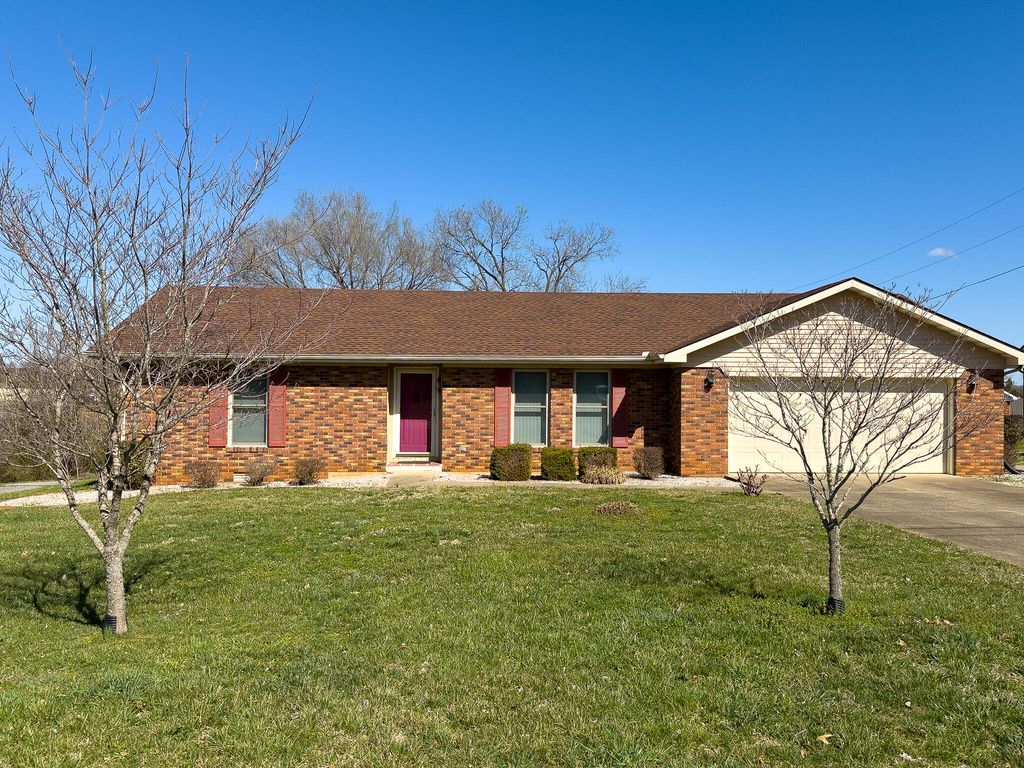 102 Vermont Street, Somerset, KY 42503