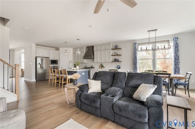 8672 Terroir Ln, New Kent, VA 23124