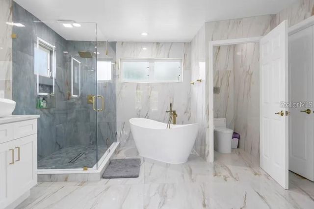 2912 SUNSET LAKES BOULEVARD, Kissimmee, FL 34747