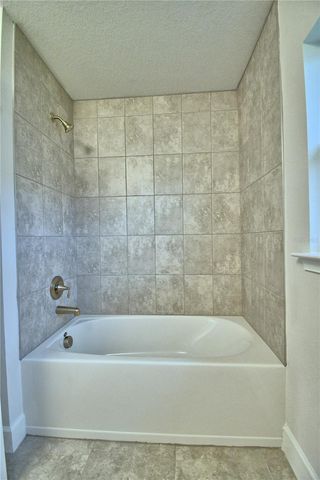 1219 HICKORY NUT DRIVE, Lake Wales, FL 33898