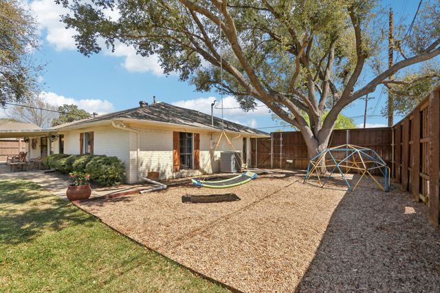 149 S Moore Road, Coppell, TX 75019