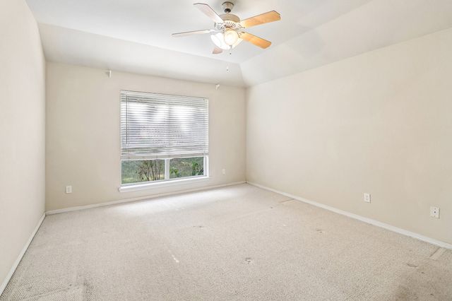 5609 Saddleback Road, Arlington, TX 76017