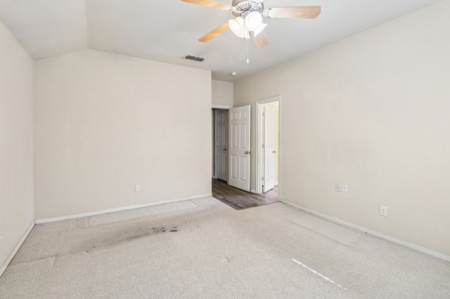 5609 Saddleback Road, Arlington, TX 76017