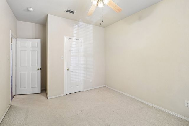 5609 Saddleback Road, Arlington, TX 76017
