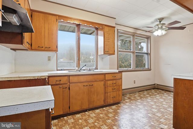 142 SMITH AVE, Elizabethville, PA 17023