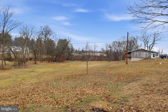 142 SMITH AVE, Elizabethville, PA 17023