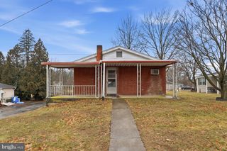 142 SMITH AVE, Elizabethville, PA 17023