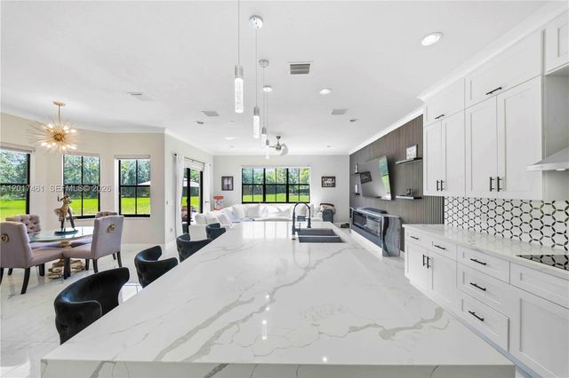 1748 SW 195th Ave, Miramar, FL 33029