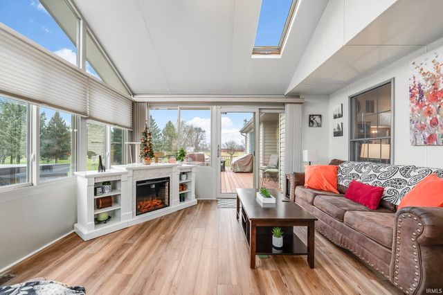 3432 S Indian Trail Road, Farmland, IN 47340