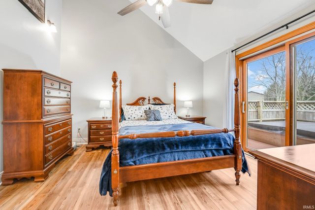 3432 S Indian Trail Road, Farmland, IN 47340