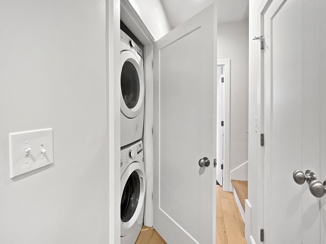 56 Robey St 56, Boston, MA 02119