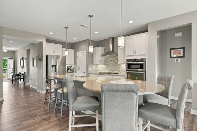 8275 Oakview Court N, Maple Grove, MN 55369