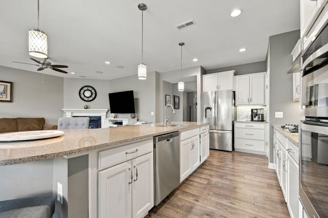 8275 Oakview Court N, Maple Grove, MN 55369