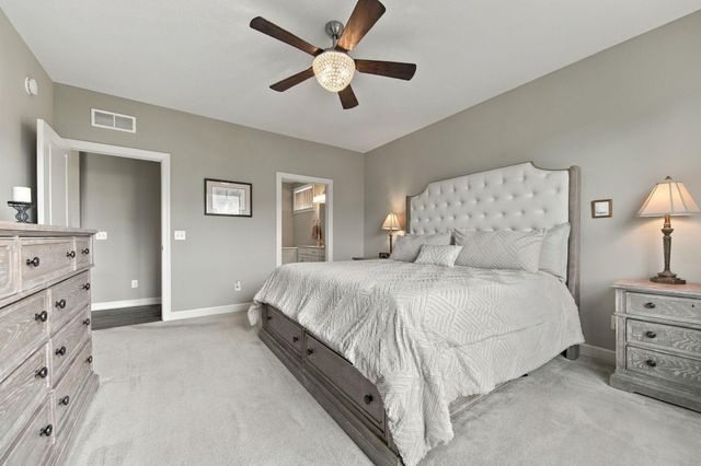 8275 Oakview Court N, Maple Grove, MN 55369