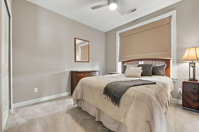 8275 Oakview Court N, Maple Grove, MN 55369