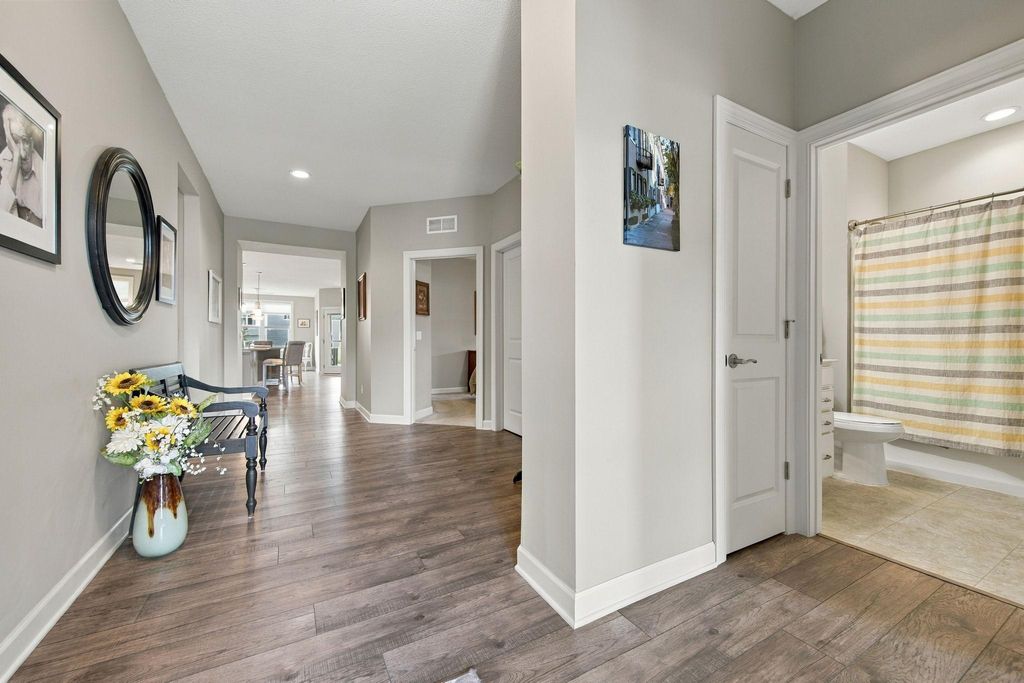 8275 Oakview Court N, Maple Grove, MN 55369 — photo 5