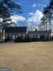 4 Windemere Lane SE, Rome, GA 30161